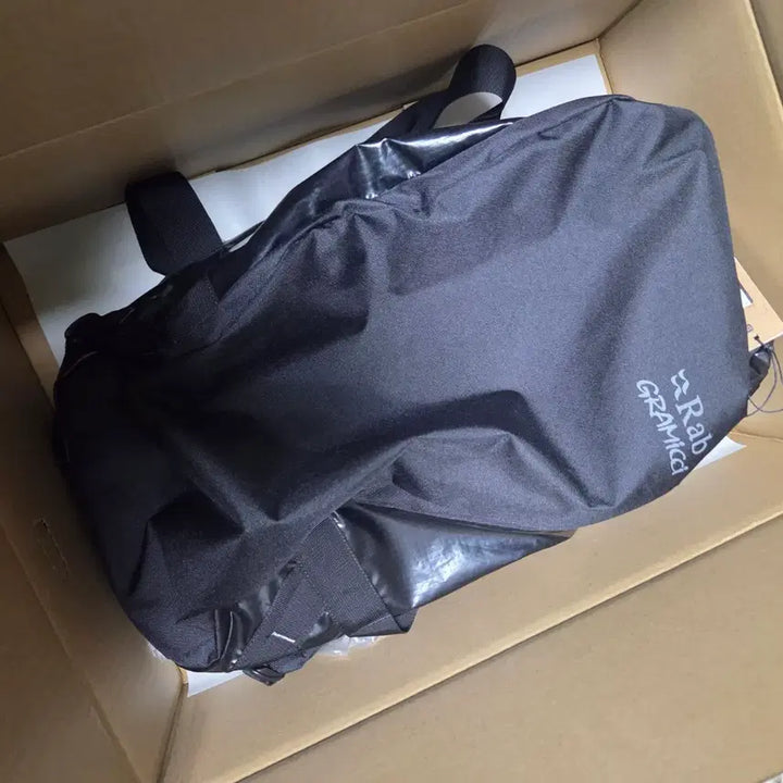 [SOLD OUT] Rab 그라미치 Expedition Kitbag 30L 블랙