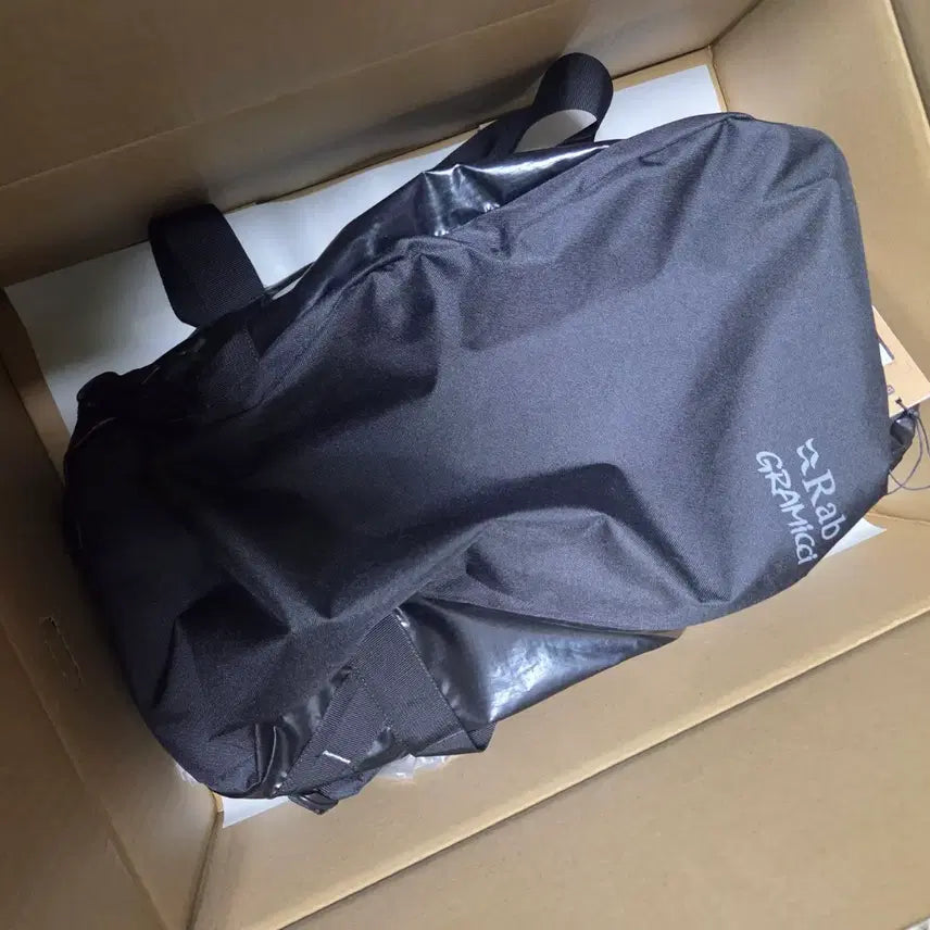 [SOLD OUT] Rab 그라미치 Expedition Kitbag 30L 블랙