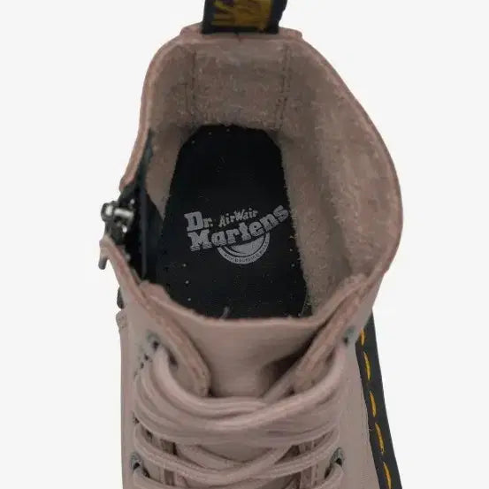 [BUNJANG] Dr. Martens Jadon III Vintage Taupe Boots / 닥터마틴 제이든 III 빈티지 토프 240