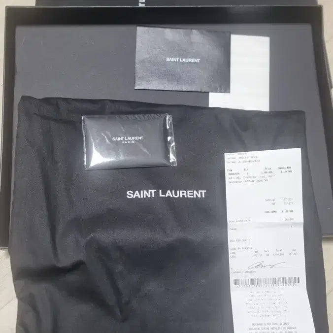 [BUNJANG] Yves Saint Laurent Clutch Bag / 입생로랑클러치백