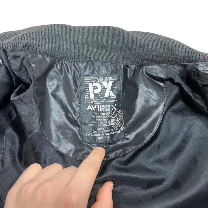 [BUNJANG] Avirex Lightweight Padded Jacket L / 아비렉스 avirex 경량패딩 L