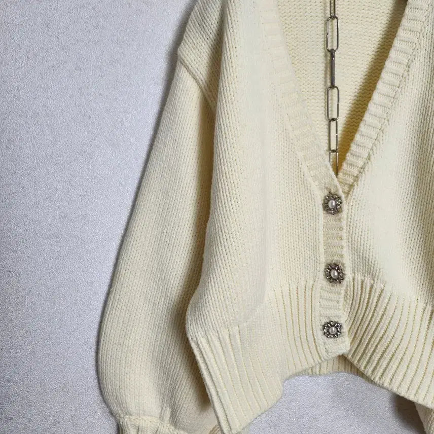 [BUNJANG] ZARA Pearl Button Volume Sleeve Cropped Cardigan / 자라 보석단추 볼륨소매 가디건66