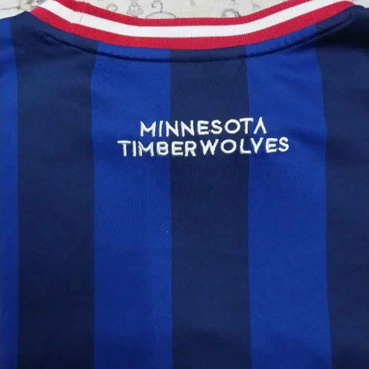 [BUNJANG] NBA Minnesota Stripe T-shirt / NBA 미네소타 스트라이프 반팔 티셔츠 M