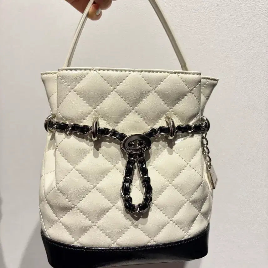 [BUNJANG] Cardinal Red Velvet Handbag / 카디널 레드 벨백(믹스)