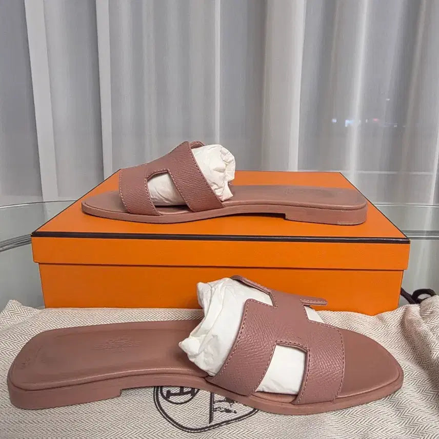 [BUNJANG] Hermes Oran Sandals Epsom &amp; Porcelain Women&
