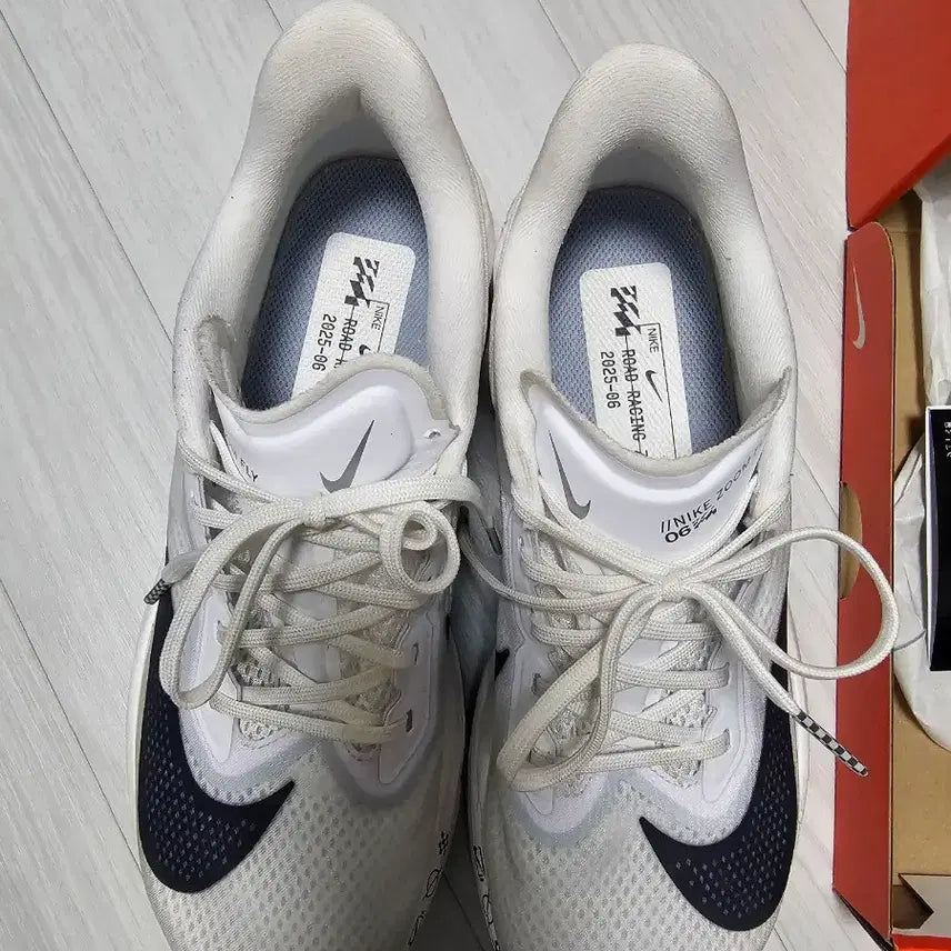 [BUNJANG] Nike Zoom Fly 6 White Pure Platinum Running Shoes / 나이키 줌 플라이 6 화이트 퓨어 플래티넘 250mm 카본화
