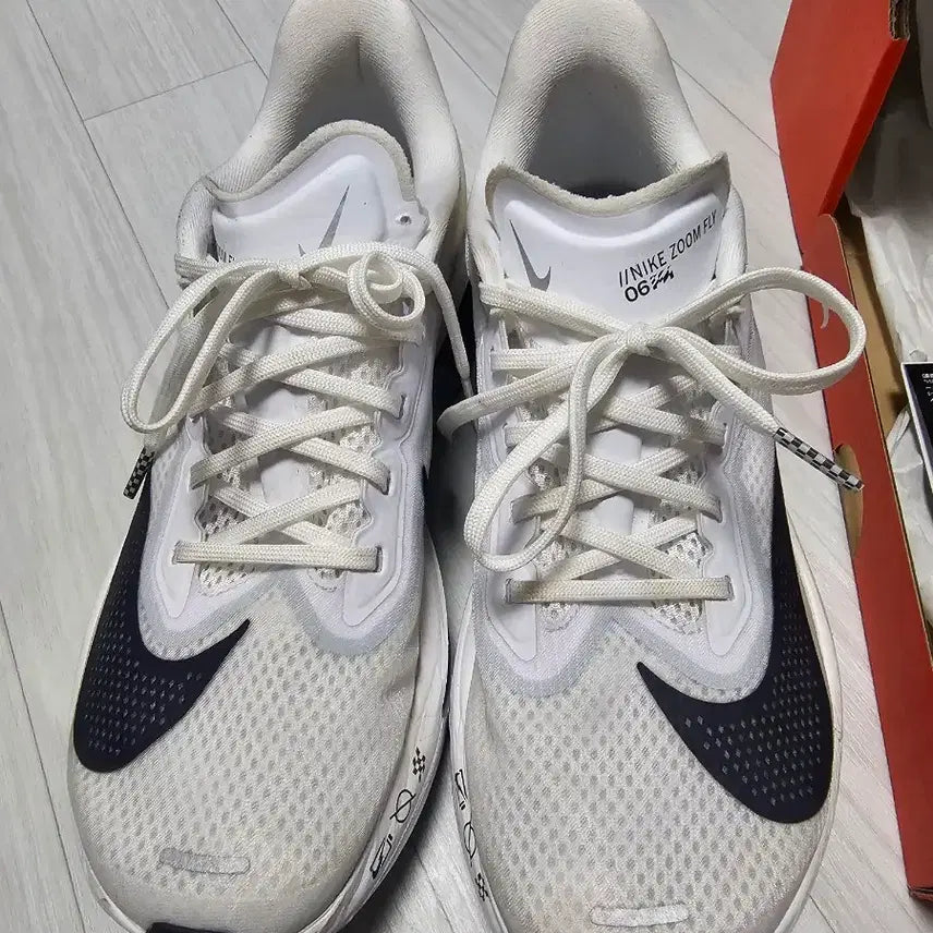 [BUNJANG] Nike Zoom Fly 6 White Pure Platinum Running Shoes / 나이키 줌 플라이 6 화이트 퓨어 플래티넘 250mm 카본화