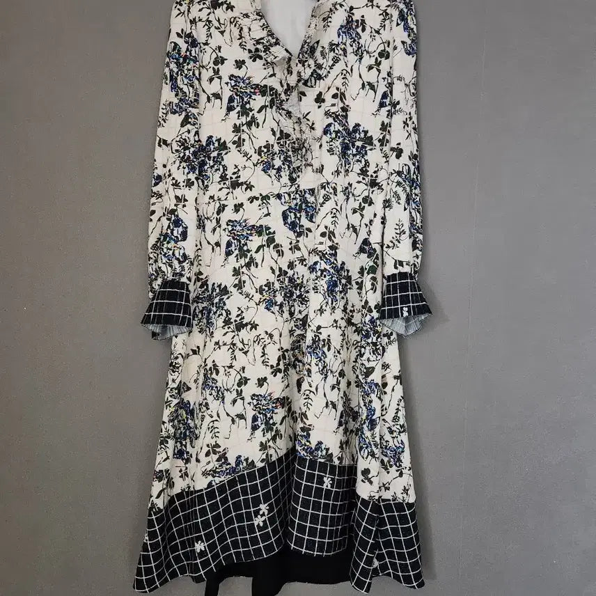 [BUNJANG] G-cut Floral Pattern Long Dress (M) / G-cut.  플라워 패턴 롱 원피스. M