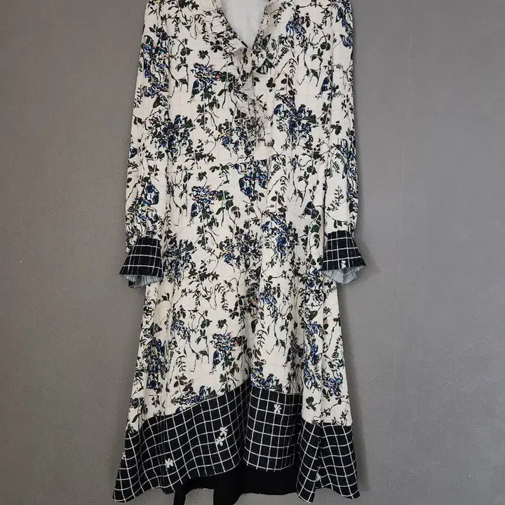 [BUNJANG] G-cut Floral Pattern Long Dress (M) / G-cut.  플라워 패턴 롱 원피스. M