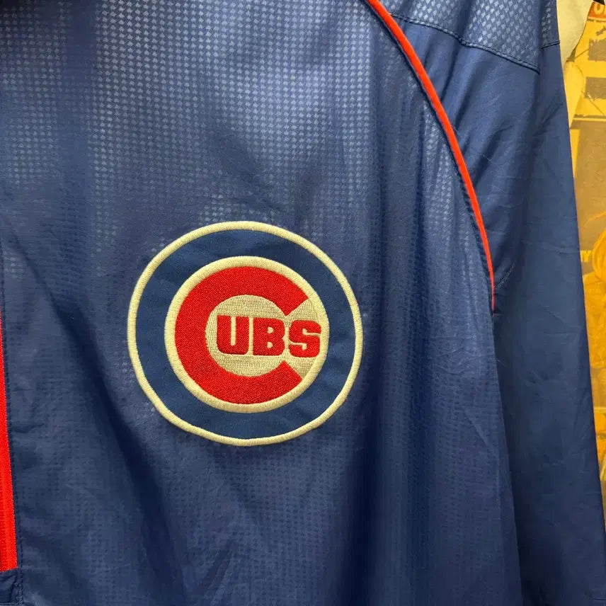[BUNJANG] MLB X G-lll Chicago Cubs Windbreaker Jacket / MLB X G-lll 칼뱅크 시카고 컵 바람막이 전면 로고 포인트 블루