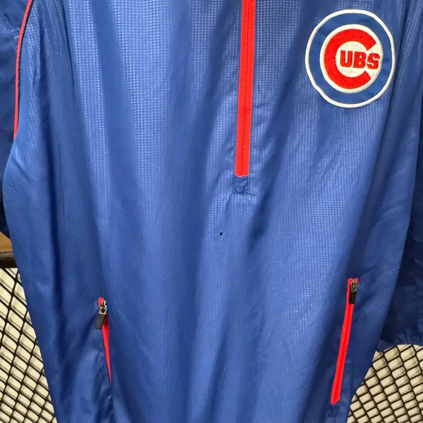 [BUNJANG] MLB X G-lll Chicago Cubs Windbreaker Jacket / MLB X G-lll 칼뱅크 시카고 컵 바람막이 전면 로고 포인트 블루