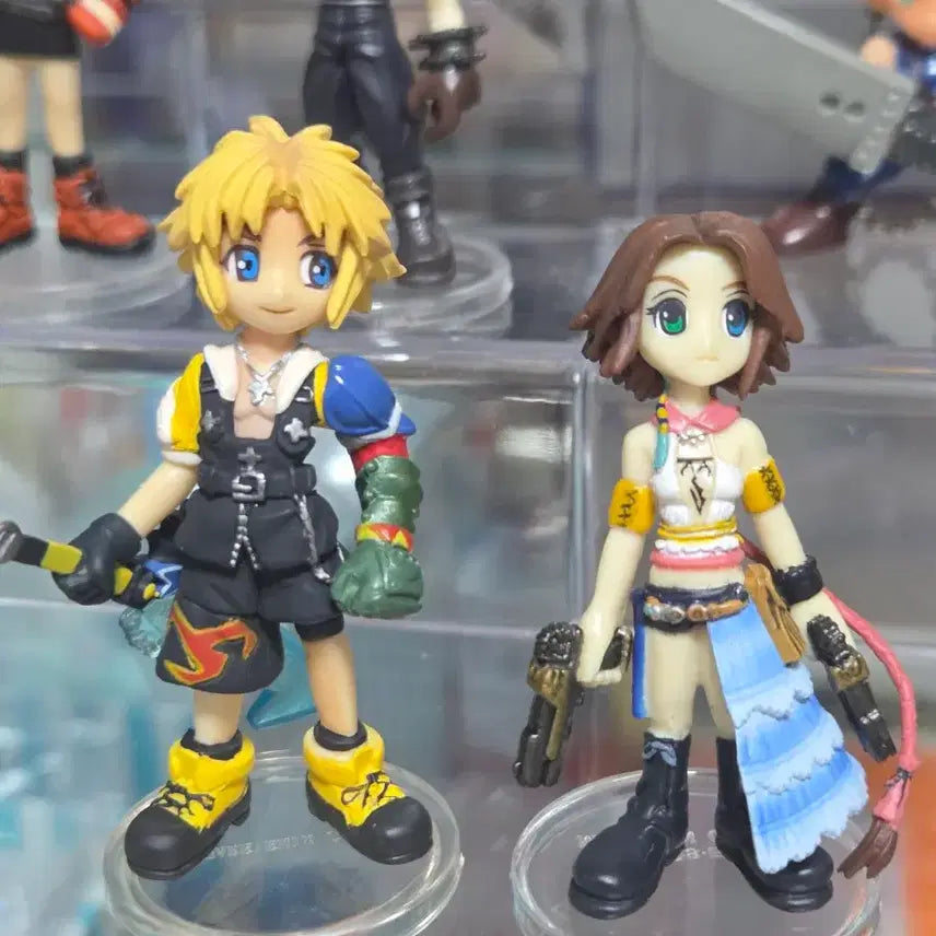[BUNJANG] Final Fantasy X Tidus &amp; Yuna Trading Arts Figure Set / 파이널판타지10 티다 &amp; 유우나 피규어 트레이딩 아츠 세트
