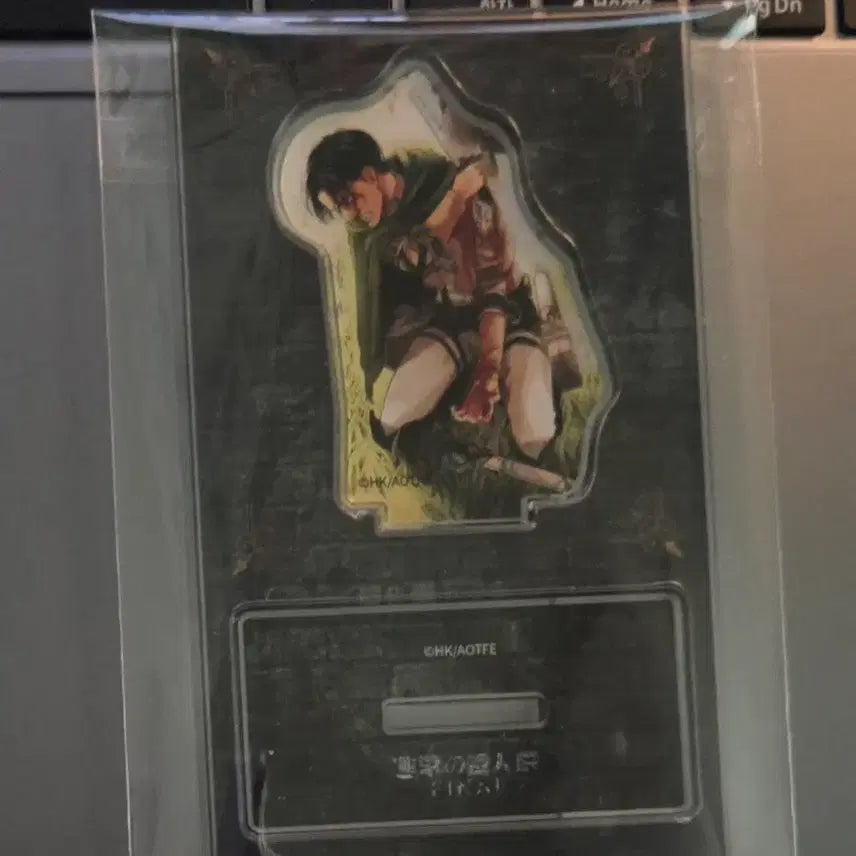 [BUNJANG] Attack on Titan Levi Acrylic Stand / 진격의 거인 전시회 리바이 아크릴 판매