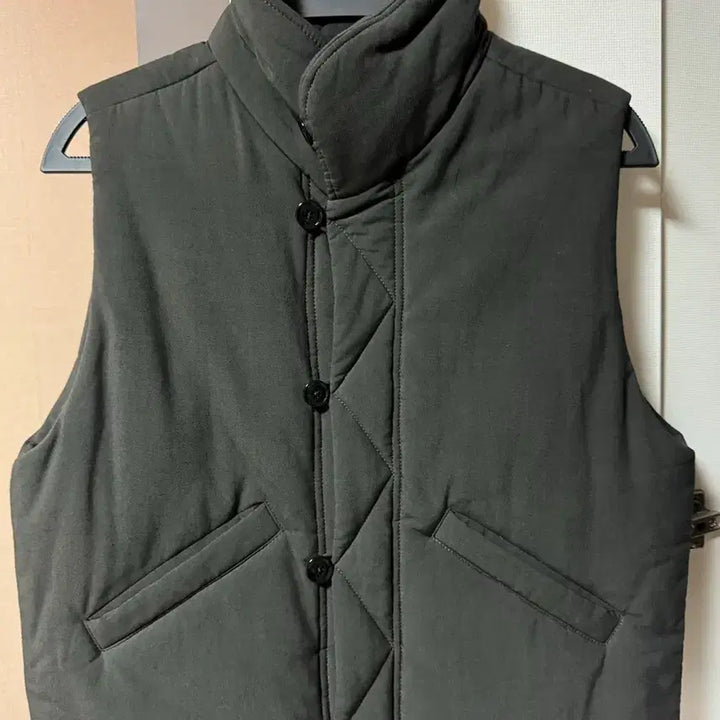 [SOLD OUT] [S]르메르 24FW 웨디드 질레 패딩 베스트 다크 에스프레소