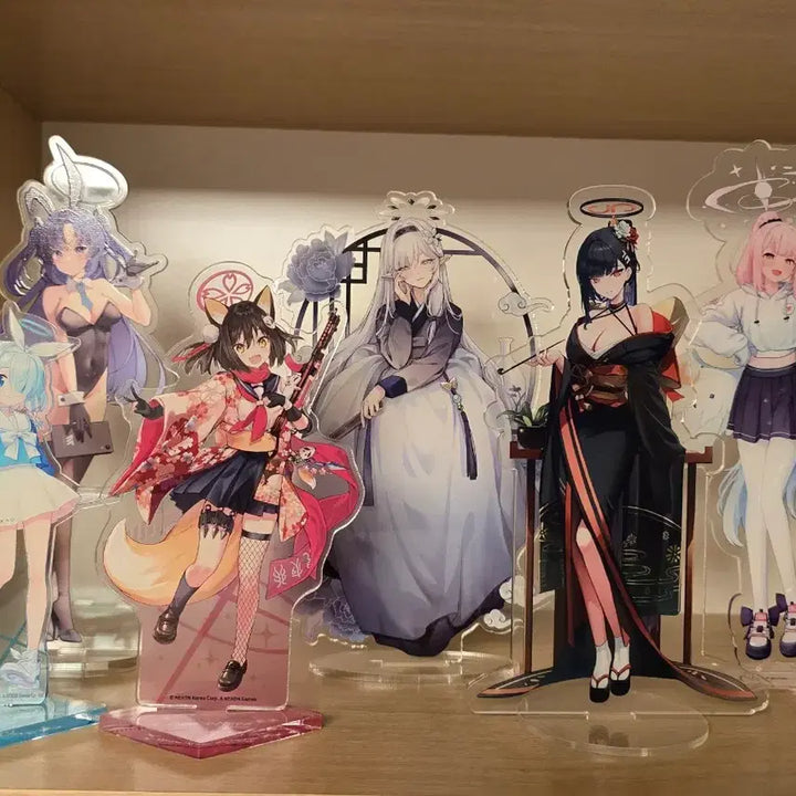 [BUNJANG] Blue Archive Acrylic Stand Figure Official &amp; Unofficial Goods / 블루 아카이브 아크릴 스탠드 피규어 공식+비공식 굿즈
