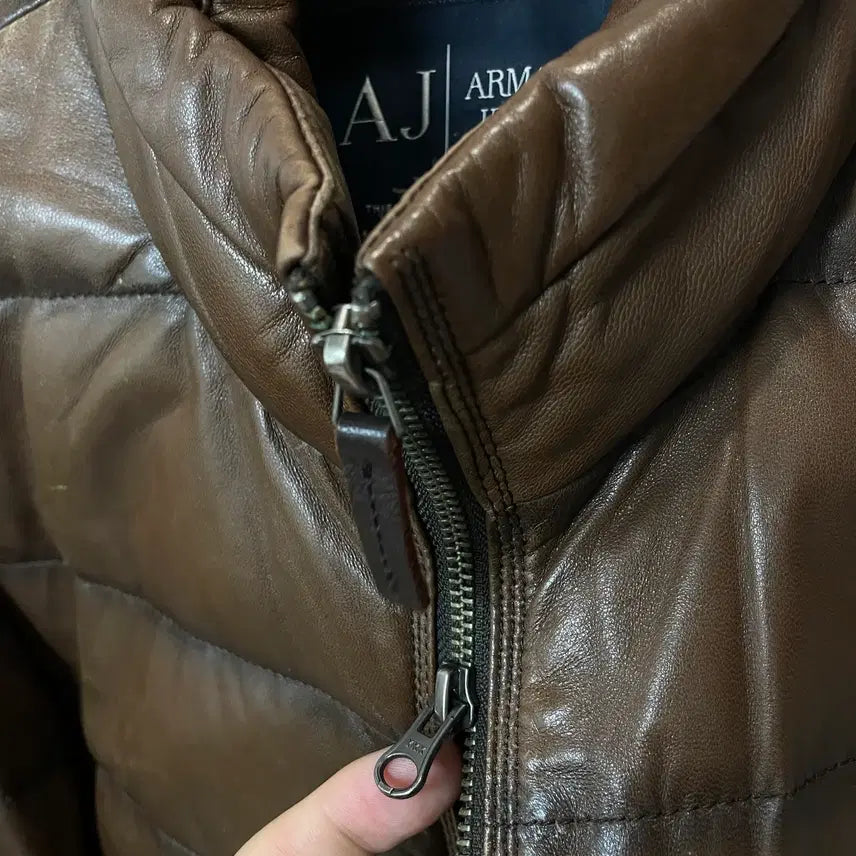 [BUNJANG] Armani Jeans Brown Two-Way Lambskin Padded Jacket / (M) Armani Jeans 아르마니 진스 브라운 투웨이 양가죽 패딩