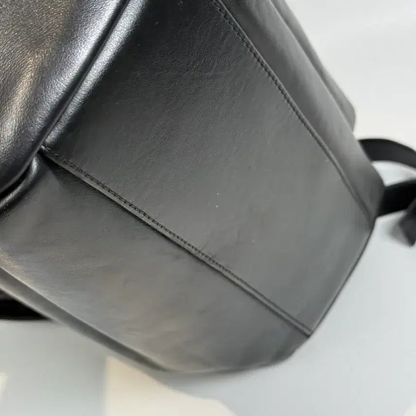 [BUNJANG] Givenchy Mini Leather Backpack / 지방시 백팩