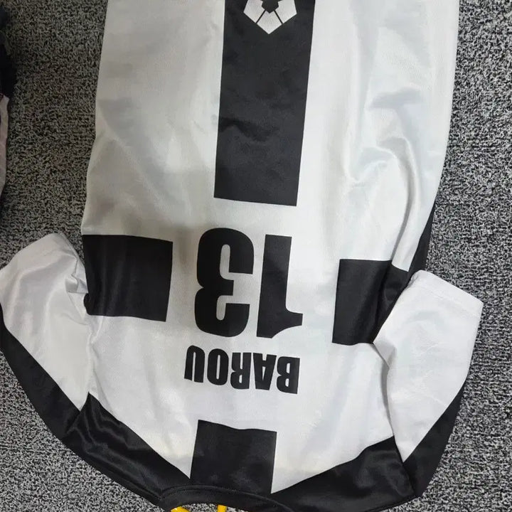 [BUNJANG] Blue Lock Barou Juventus Soccer Jersey / 블루록옷 유니폼바로우 유벤투스 축구 유니폼