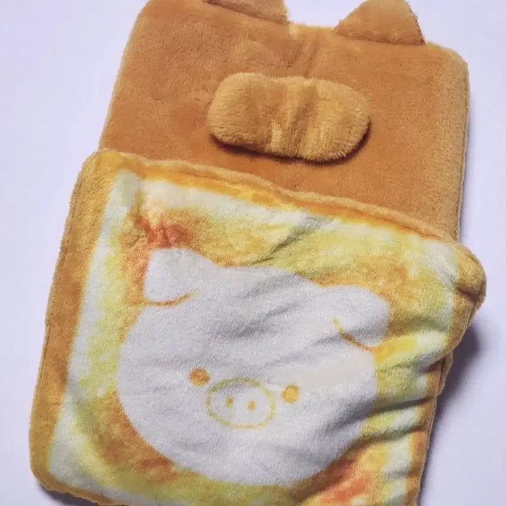 [BUNJANG] Toast Bread Blanket Gacha Figure: Pig / Figure Clothes / 인형 토스트 빵 이불 가챠 : 돼지 / 인형옷