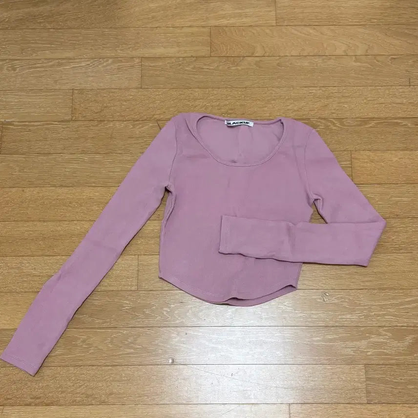 [BUNJANG] Blackup U-Neck Long Sleeve T-shirt / 블랙업 롱슬리브 새상품 급처 ㅜ