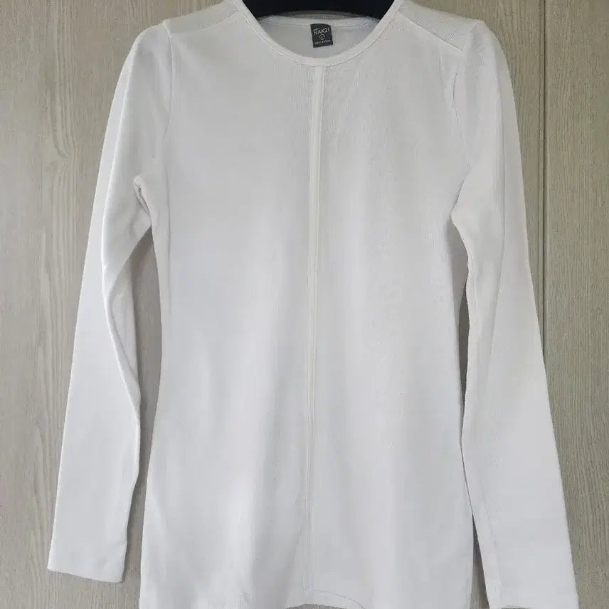 [BUNJANG] Deenack21 White Long Sleeve T-Shirt / 더나크21 흰색 긴팔 티셔츠