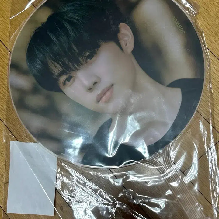 [BUNJANG] The Boyz Sunwoo Uchiwa Image Picket / 더보이즈 선우 우치와 이미지피켓 더비로드 엠디
