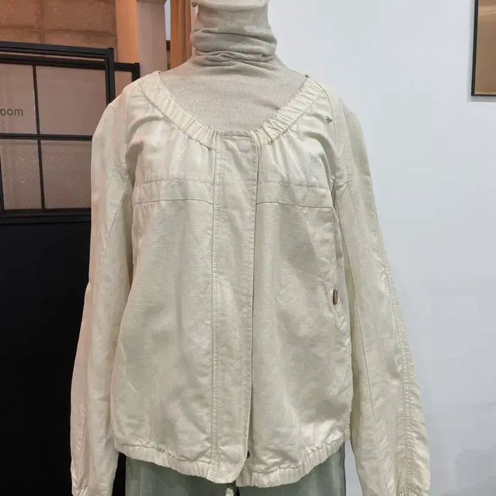 [BUNJANG] Thursday Island Ivory Jumper / 써스데이아일랜드 아이보리색 점퍼