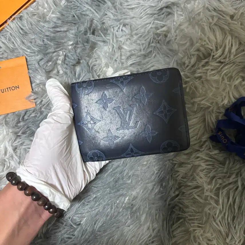 [SOLD OUT] 루이비통 이클립스 쉐도우 멀티플 월릿 반지갑 급처