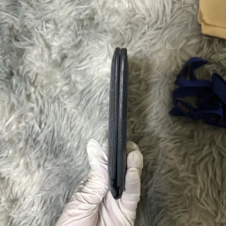 [SOLD OUT] 루이비통 이클립스 쉐도우 멀티플 월릿 반지갑 급처