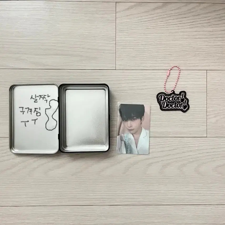 [BUNJANG] ZEROBASEONE Sung Hanbin Doctor Doctor Goods / 제로베이스원 성한빈 팝업 닥터닥터 굿즈 양도