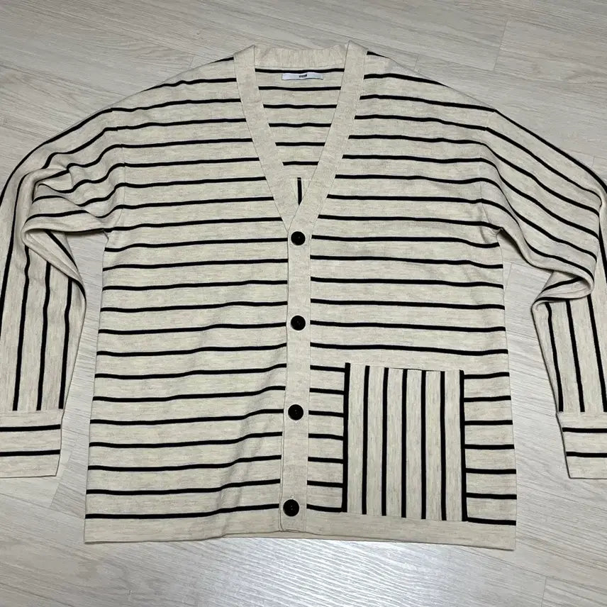 [BUNJANG] SYSTEM Stripe Cardigan 100 / SYSTEM시스템 스트라이프 가디건 100