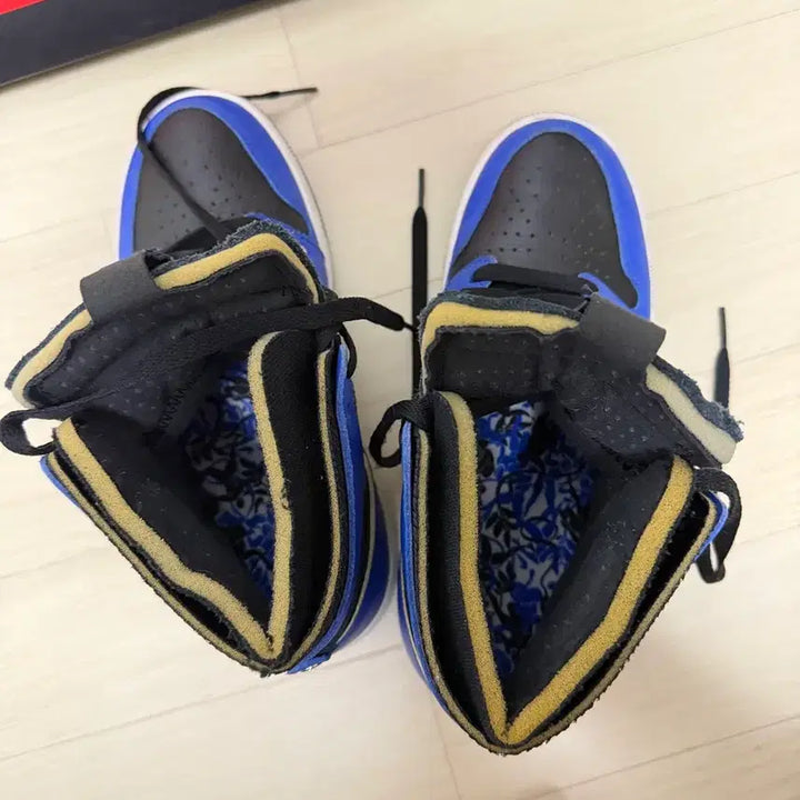 [BUNJANG] Nike Air Jordan 1 Retro High OG Sneakers (Size 250) / 나이키 에어 조던1 레트로 하이 og 사이즈250 개급처