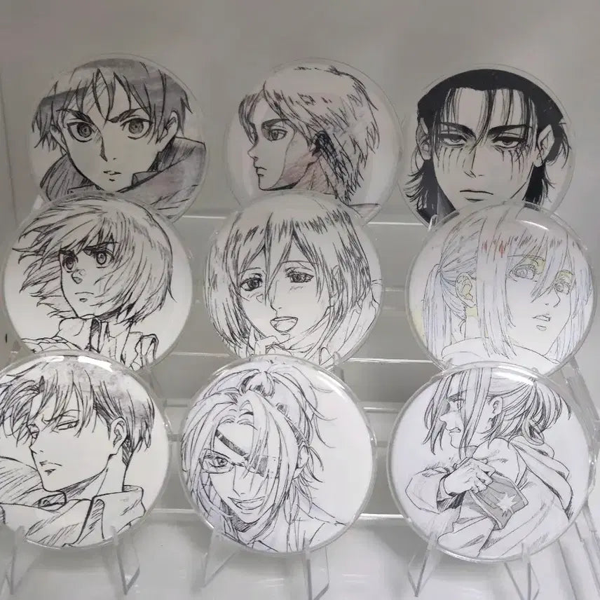[BUNJANG] Attack on Titan Non-Official Eren Mikasa Armin Levi Hanji Can Badges Bundle Set / 일괄) 진격의거인 비공굿 캔뱃지 에렌 미카사 아르민 리바이 한지