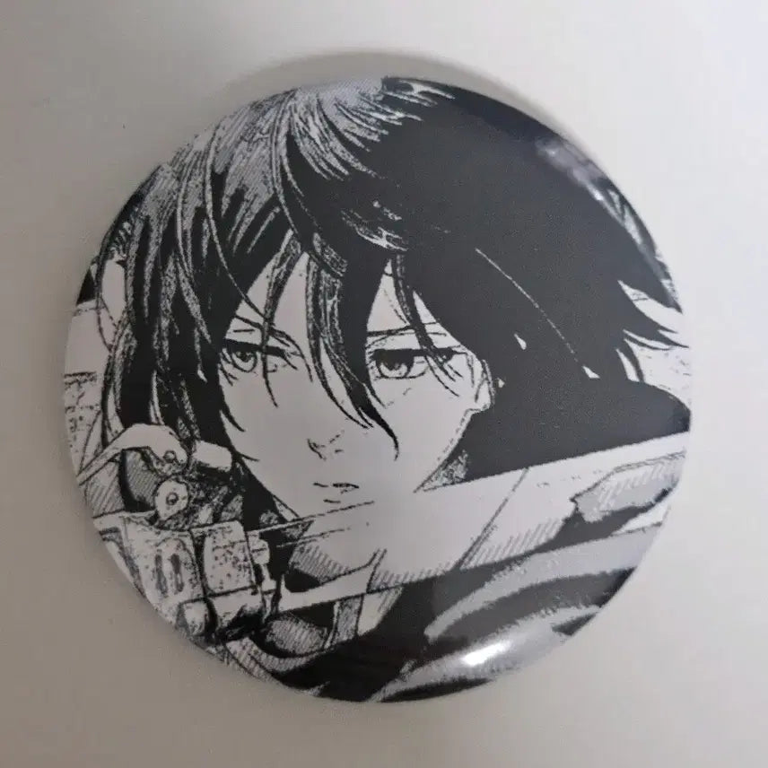 [BUNJANG] Attack on Titan Non-Official Eren Mikasa Armin Levi Hanji Can Badges Bundle Set / 일괄) 진격의거인 비공굿 캔뱃지 에렌 미카사 아르민 리바이 한지