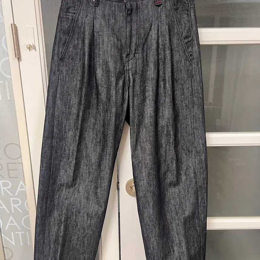[BUNJANG] 포트너스 Two Tuck Wide Black Jeans M / 포트너스 Two Tuck Wide Black Jeans M