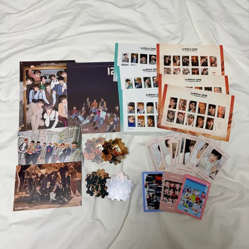 [BUNJANG] Wanna One Group Album Photocard Bundle Set / 워너원 단체 앨범 포토카드 포카 스티커 박지훈 황민현 옹성우