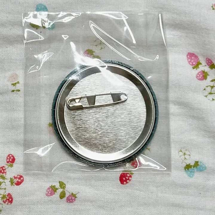 [BUNJANG] Tendo Amahiko 2024 Xmas POB Can Badge / 텐도 아마히코 2024 Xmas 특전 캔뱃지