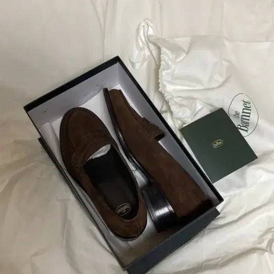[BUNJANG] The Barnet Suede Loafers Brown 245 / 더바넷 스웨이드로퍼 브라운 245