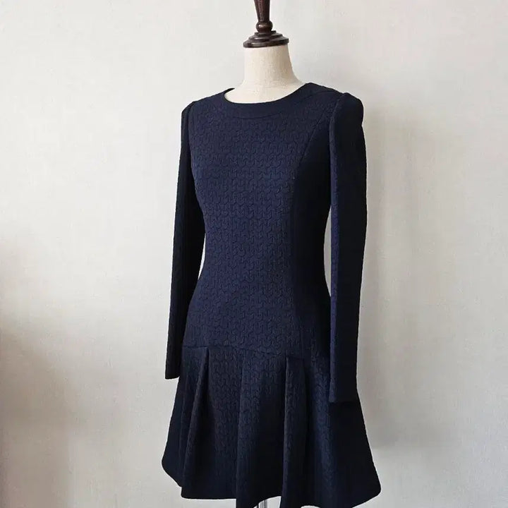 [BUNJANG] JJ JIGOTT Vintage Navy Jacquard Flare Dress / JJ지고트 프리미엄 빈티지 네이비 자카드 플레어 원피스 (44~날씬55)