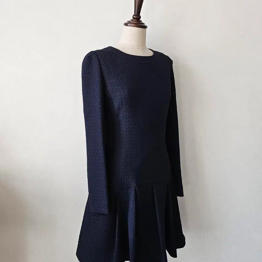 [BUNJANG] JJ JIGOTT Vintage Navy Jacquard Flare Dress / JJ지고트 프리미엄 빈티지 네이비 자카드 플레어 원피스 (44~날씬55)