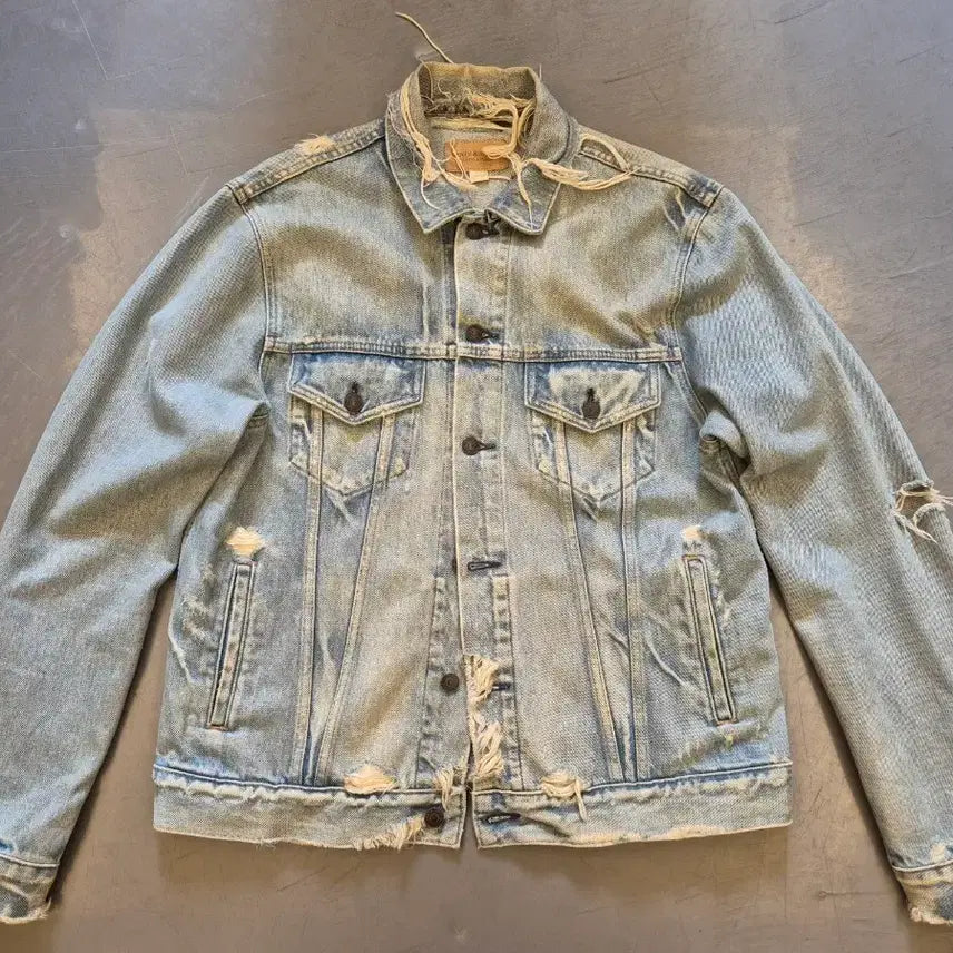 [BUNJANG] Denim &amp; Supply Distressed Denim Jacket / L>데님앤서플라이 디스트레스드 데님 자켓