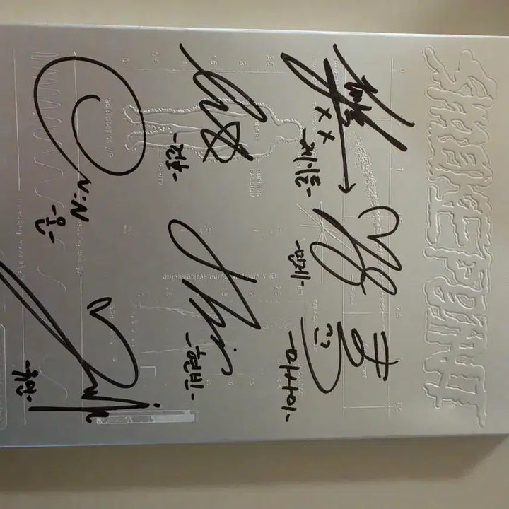 [SOLD OUT] 올아워즈(ALL(H)OURS)  멤버전원 친필 싸인시디.