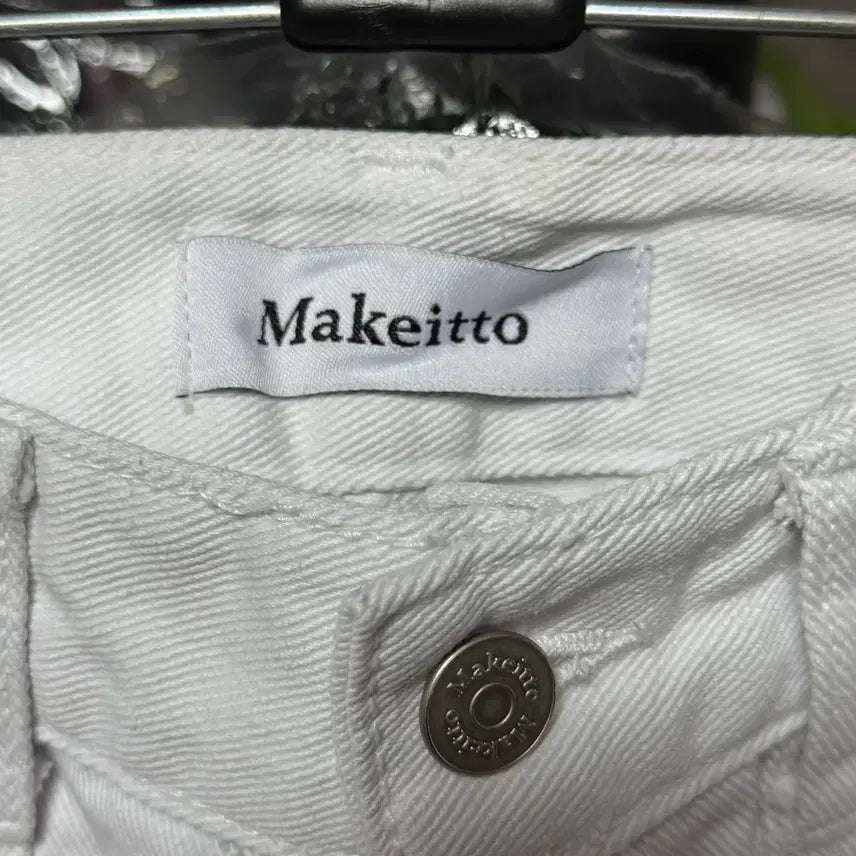 [BUNJANG] Make It Two Fatigue Wide White Jeans / 메이킷투 - 퍼티그 와이드 화이트 진 (찐화이트/S)