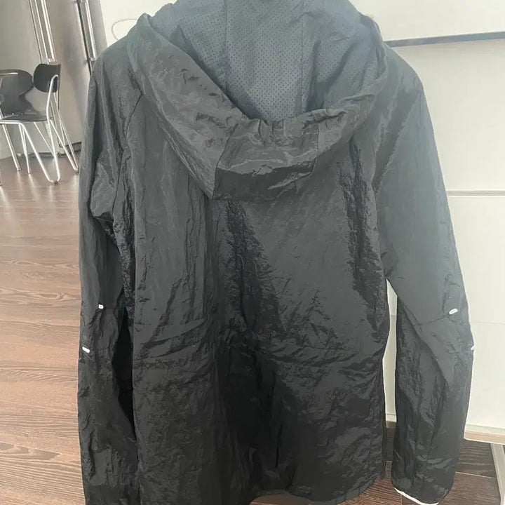 [BUNJANG] Nike Lightweight Windbreaker Jacket (Black, 85) / 나이키 홑겹 바람막이 블랙85