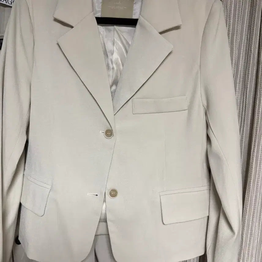 [BUNJANG] Moren Semi-Crop Tailored Jacket Cream / 새상품) 급처 모어렌 자켓 세미크롭 자켓 테일러드 자켓 크림