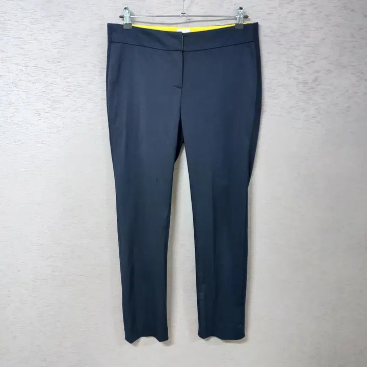 [SOLD OUT] B3-16/구호 네이비 팬츠 여성