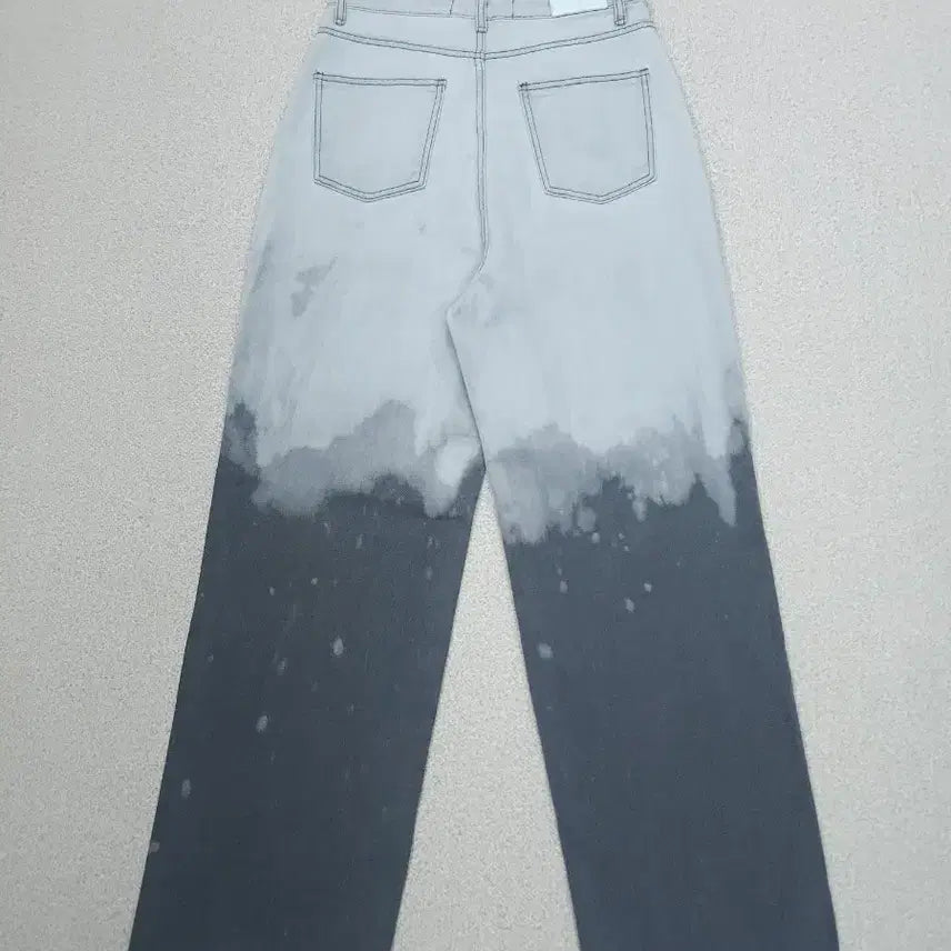 [BUNJANG] LOOTJ Two-Tone Denim Pants Wide Jeans / (L)OOTJ 여자 투톤 데님 팬츠 와이드 청바지 캐주얼 F4W3042