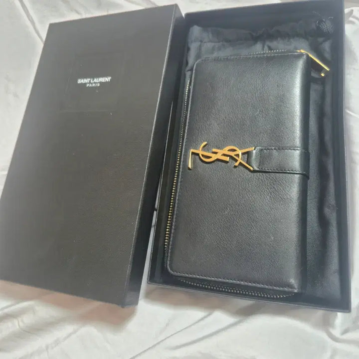 [BUNJANG] Saint Laurent Cassandra Zip Around Long Wallet / 입생로랑 금장 지퍼돌이 장지갑