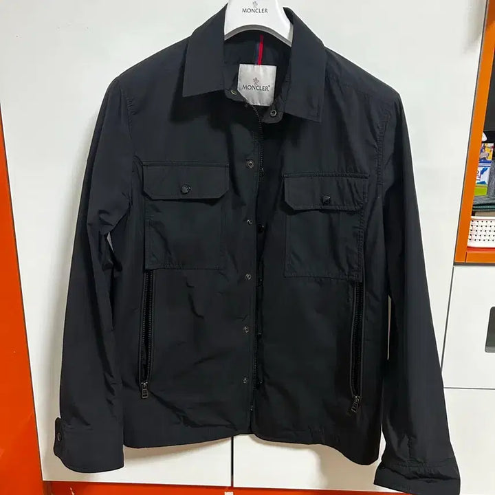 [BUNJANG] Moncler Matro Jacket Black / 몽클레르 마트로 섀킷 블랙 - 23SS 자켓