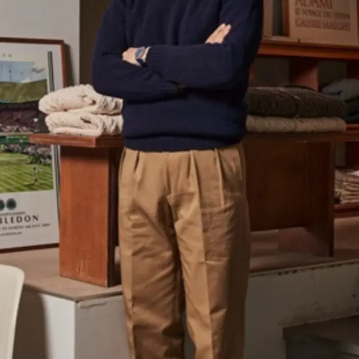 [BUNJANG] William Lockey V-Neck Knit Sweater Navy / [42] 윌리엄로키 브이넥 니트 네이비